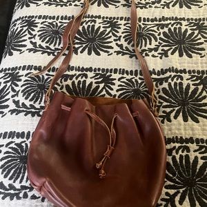 Portland Leather Goods bucket bag large. Excellent used condition. Gently worn.